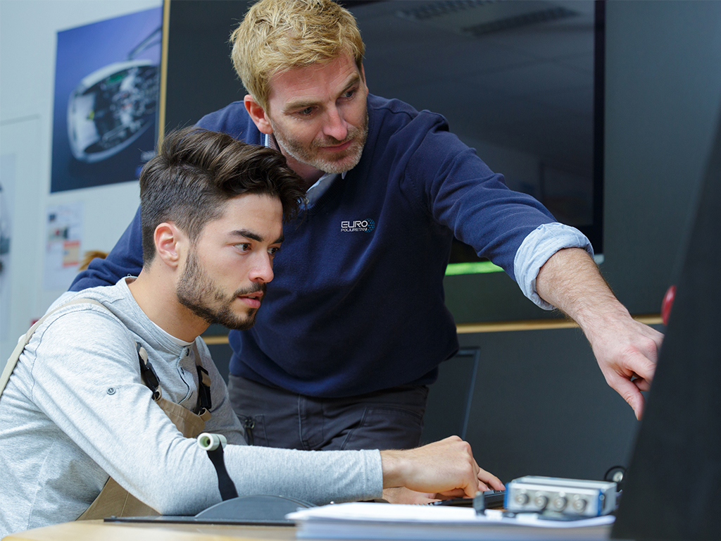 Entrenamiento técnico de Europoliuretani.